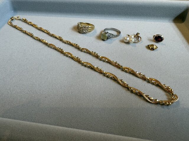 お買取情報✨ 門川町のリピーター様よりK18・Pt900・金歯など多数お買取！