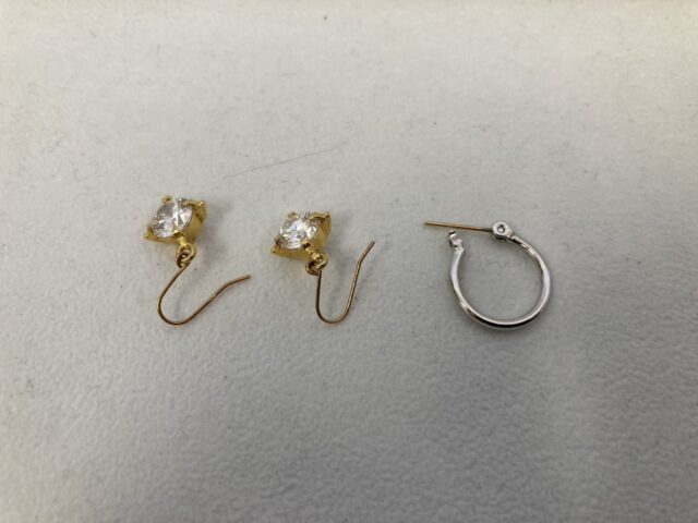 【門川町のお客様より】お片付けで見つかったアクセサリーから金を発見！K18ピアスをお買取りいたしました